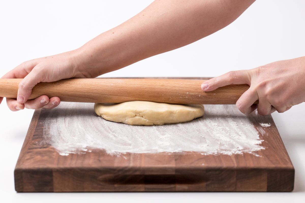 5D4B1931 - Rustic Apple Tart - Roll the dough out